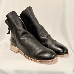 John Fluevog Black Leather Ankle Boots with Natural Stacked Heel
